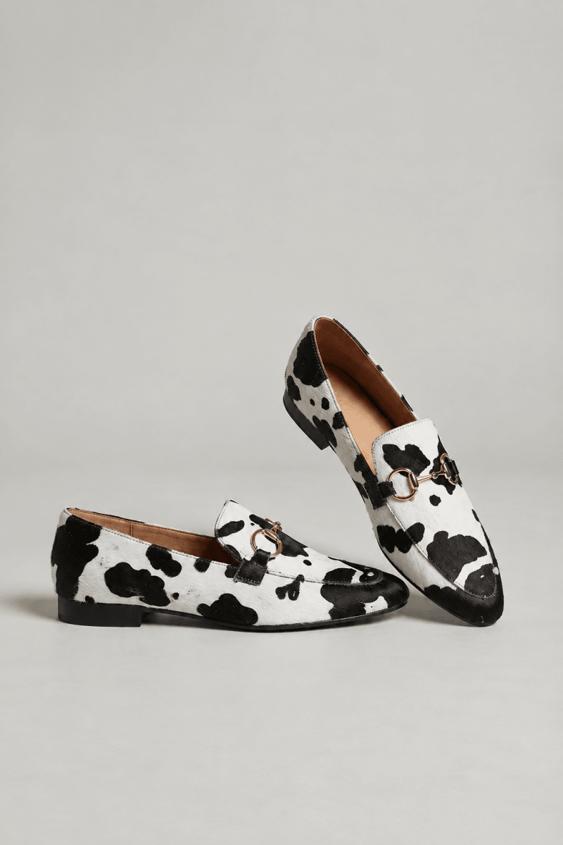 Mocasín de piel con estampado de leopardo en blanco y negro 34